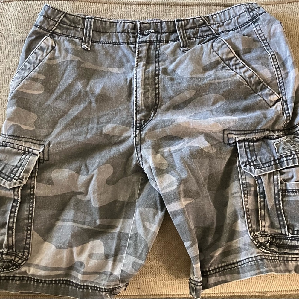 Union Bay cargo shorts